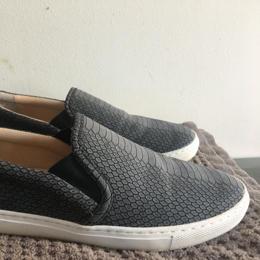 J Slide slip-on sneaker