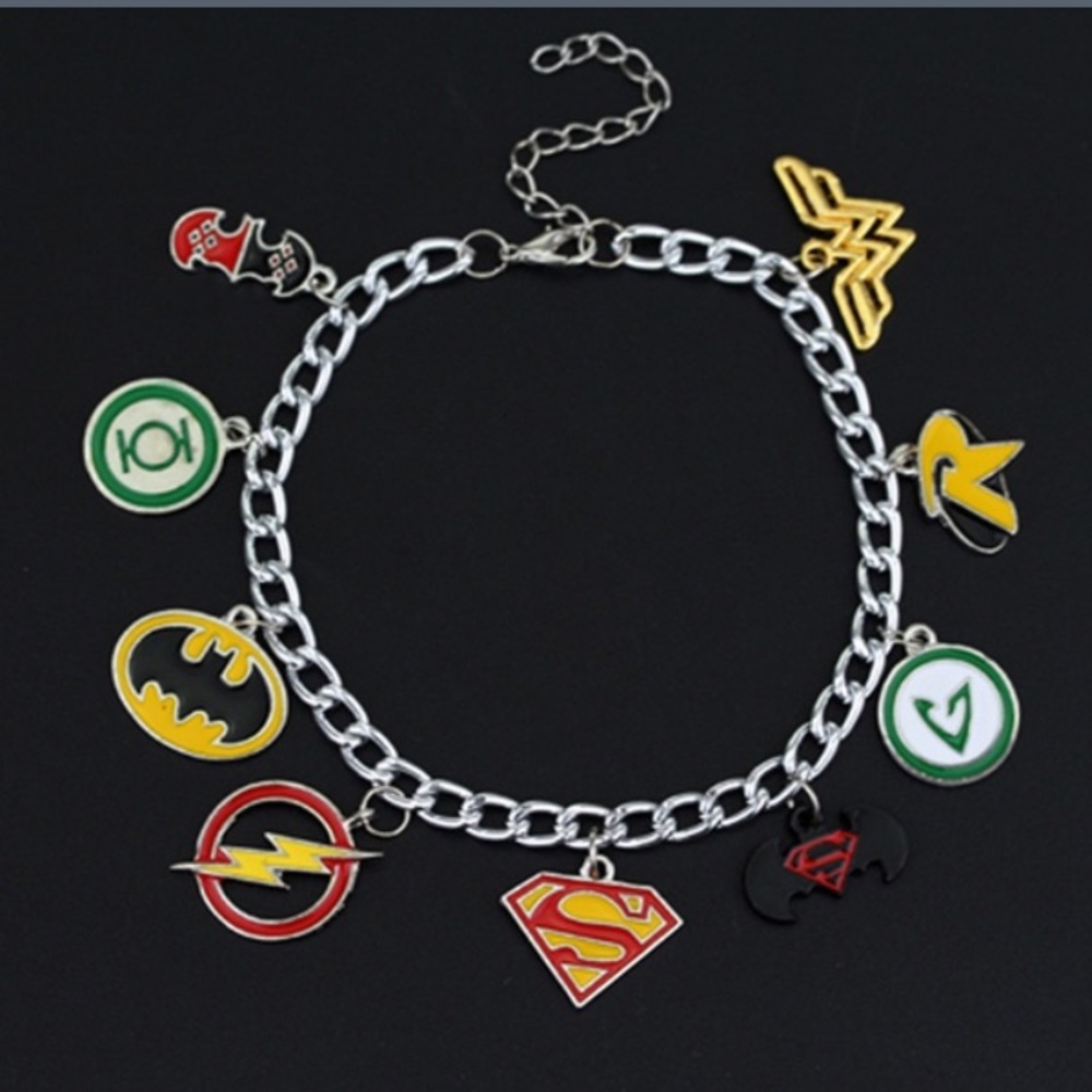 🛑Super heroes charms bracelet