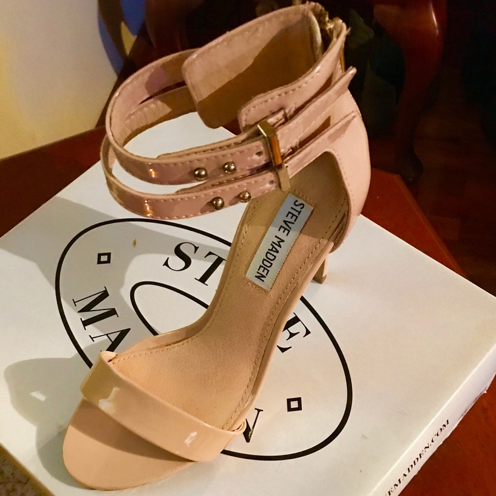 Brand New!! Steve Madden Kaylaa Dawn Patent Heels
