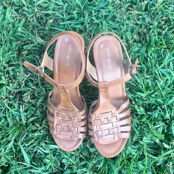 Indigo Rd block heel sandals•sz 8 - Picture 2 of 4