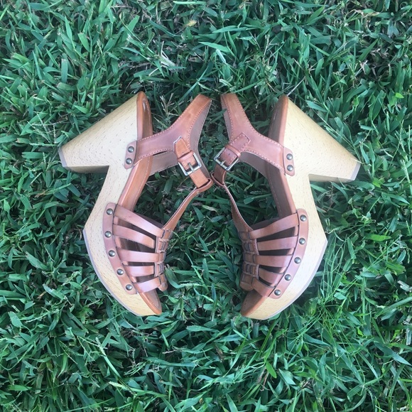 Indigo Rd block heel sandals•sz 8 - Picture 3 of 4