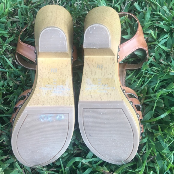 Indigo Rd block heel sandals•sz 8 - Picture 4 of 4