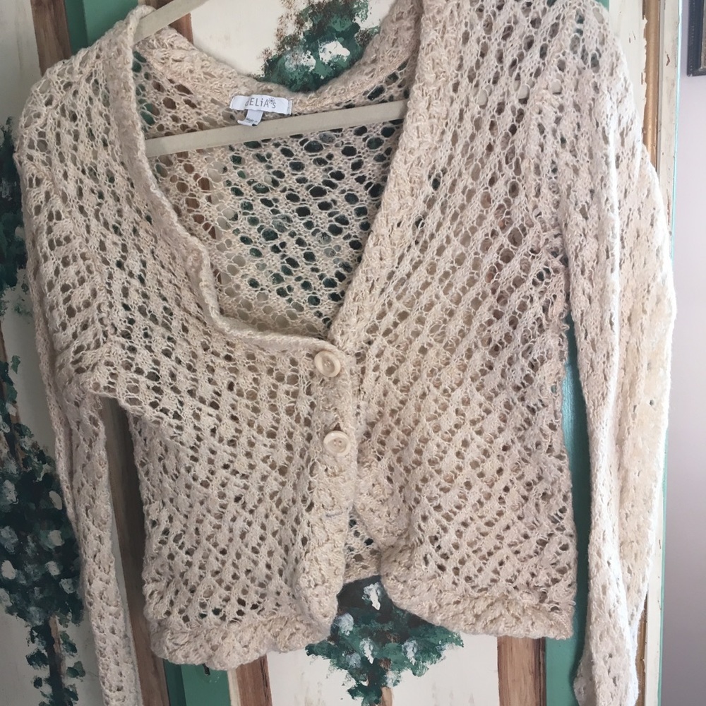Cable knit sweater