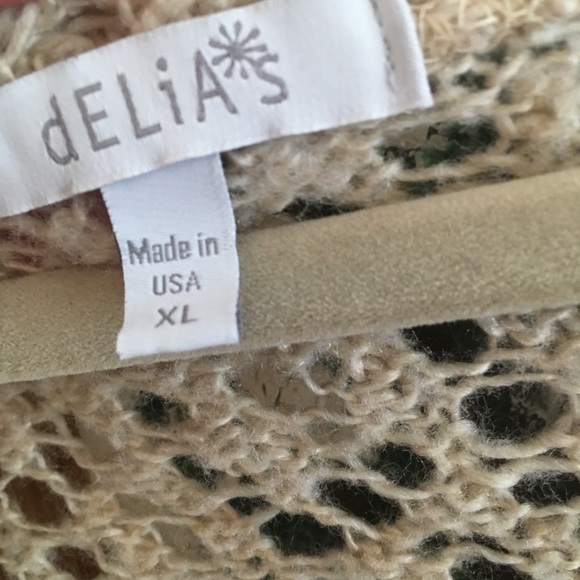 Cable knit sweater - Picture 2 of 3