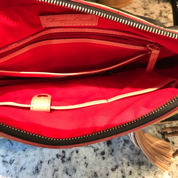 Beautiful Large Dooney & Bourke - Picture 2 of 2