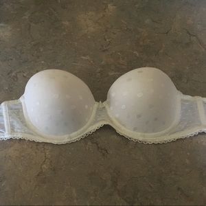 Playtext, strapless bra