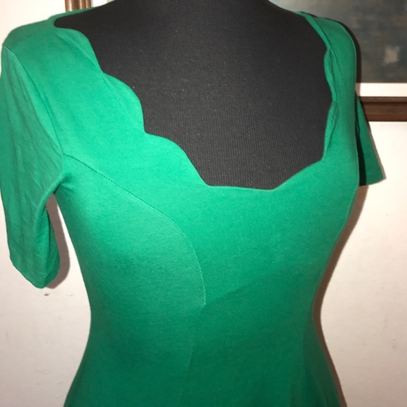 ASOS Sz 2 Skate dress with scallop detail in green - Picture 4 of 8