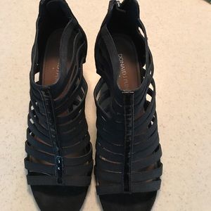 Donald j Pliner Wedge Heels