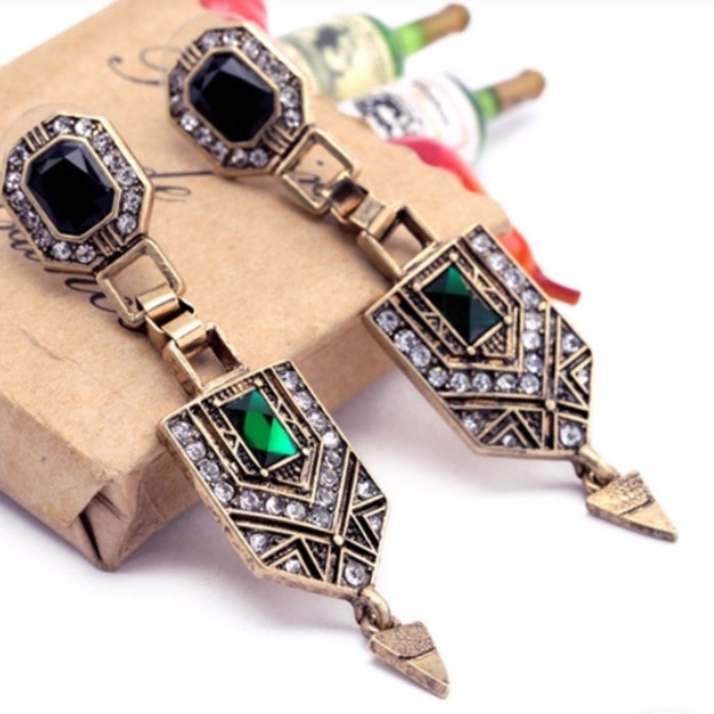 NWT GORGEOUS EARRINGS!!!