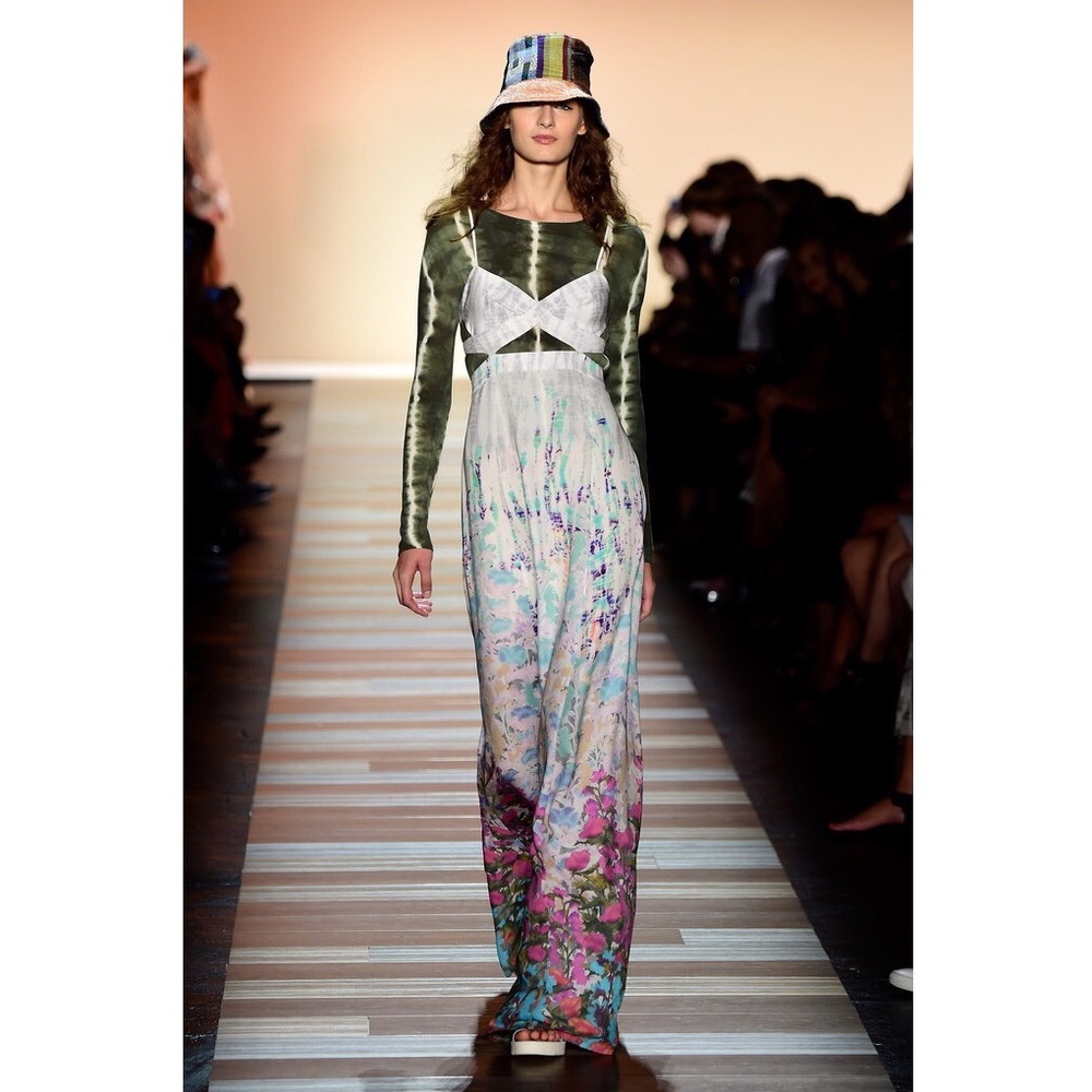 BCBG Runway Beautiful Maxi Dress - Priced to Sell