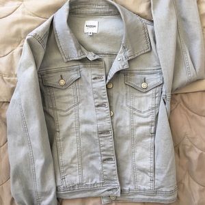 Kensie jeans light denim jacket, size M light grey