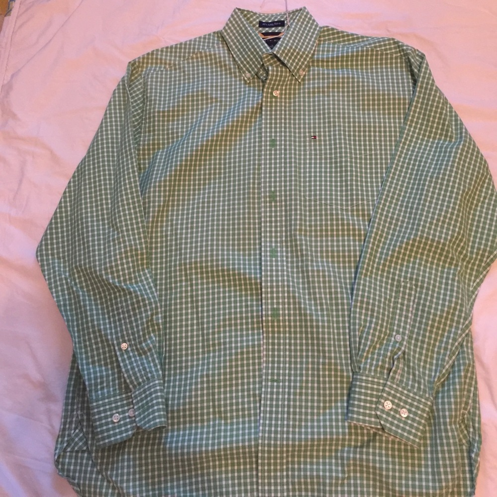 Long sleeve green plaid shirt