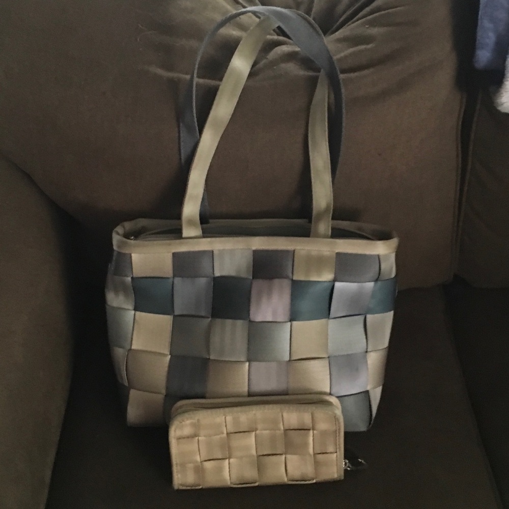 Harvey's Original Seatbelt Bag