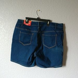 Dark wash denim shorts, size 18w