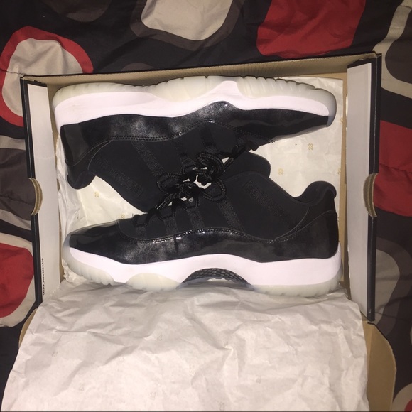 Jordan 11 low barons size 12