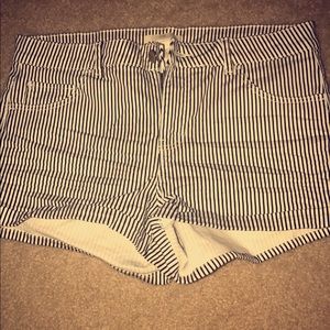 H&M high waisted shorts