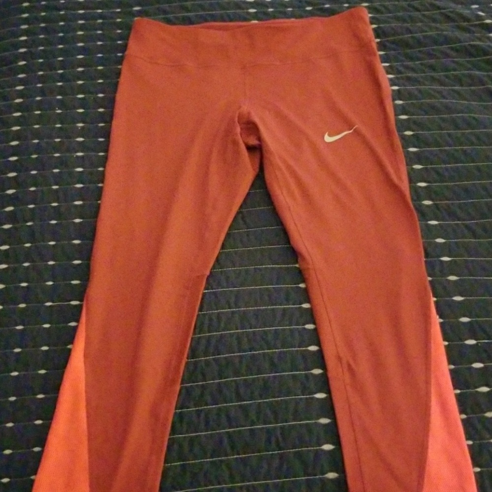 Nike Dri Fit Capri