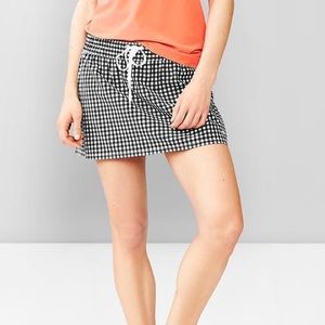 NWT athletic GAP skirt
