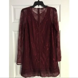 GUESS Lace long sleeve shift dress