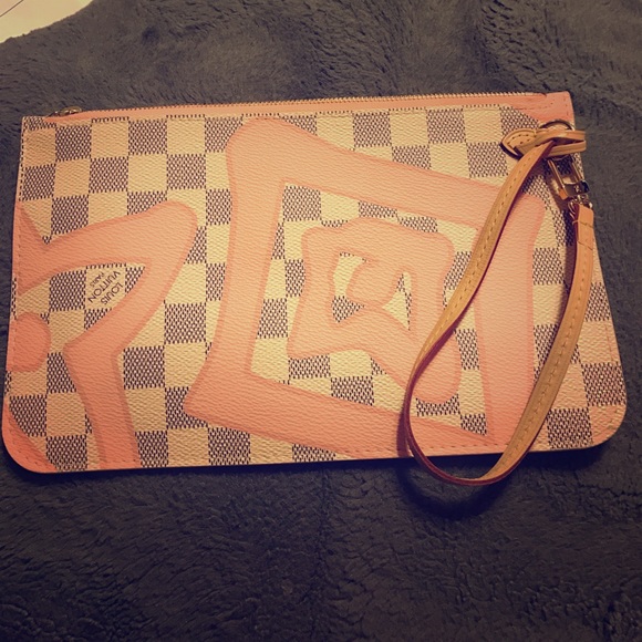 Louis Vuitton Handbags - LV Tahitienne Pouch !!!🌸🌸🌸🌸🌸🌸🌸