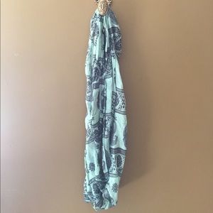 Aqua infinity scarf