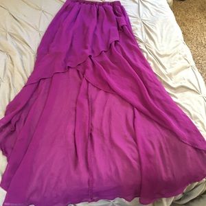 Used high-low skirt