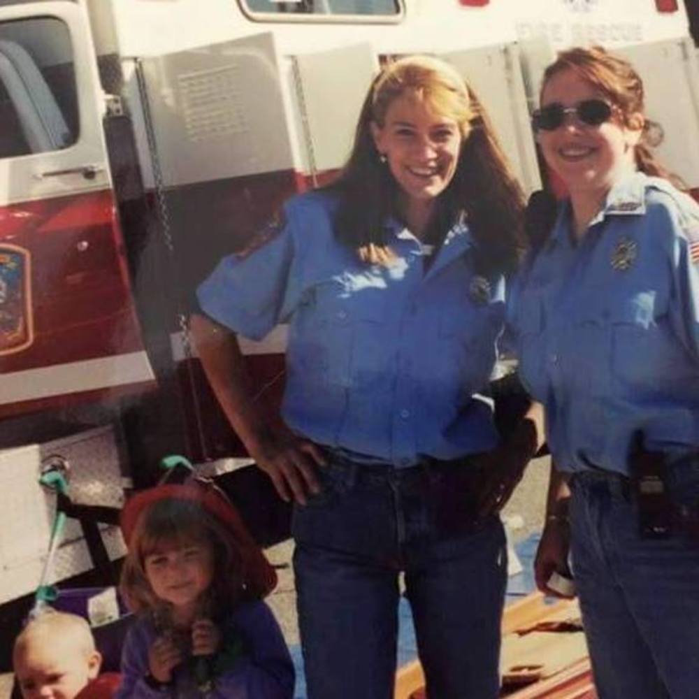 Meet your Posher, Ell