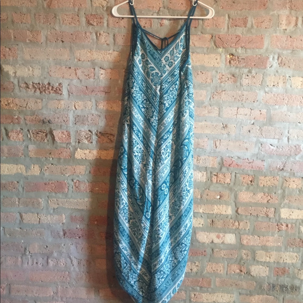 Strappy maxi dress