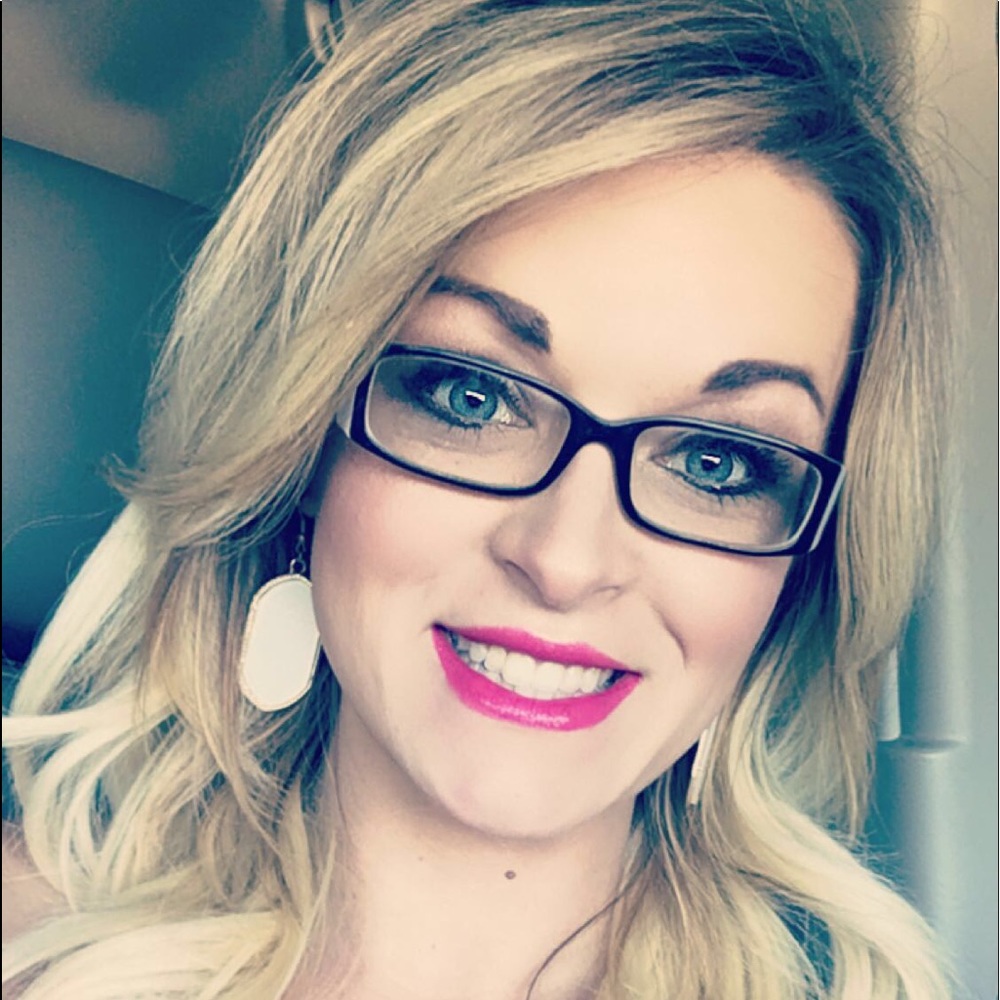 Meet your Posher, Tonya