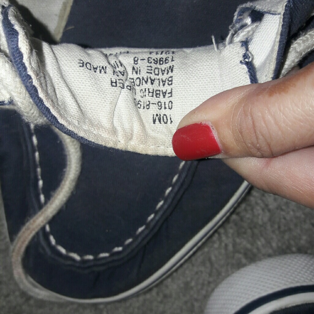 Sperrys - Picture 2 of 3
