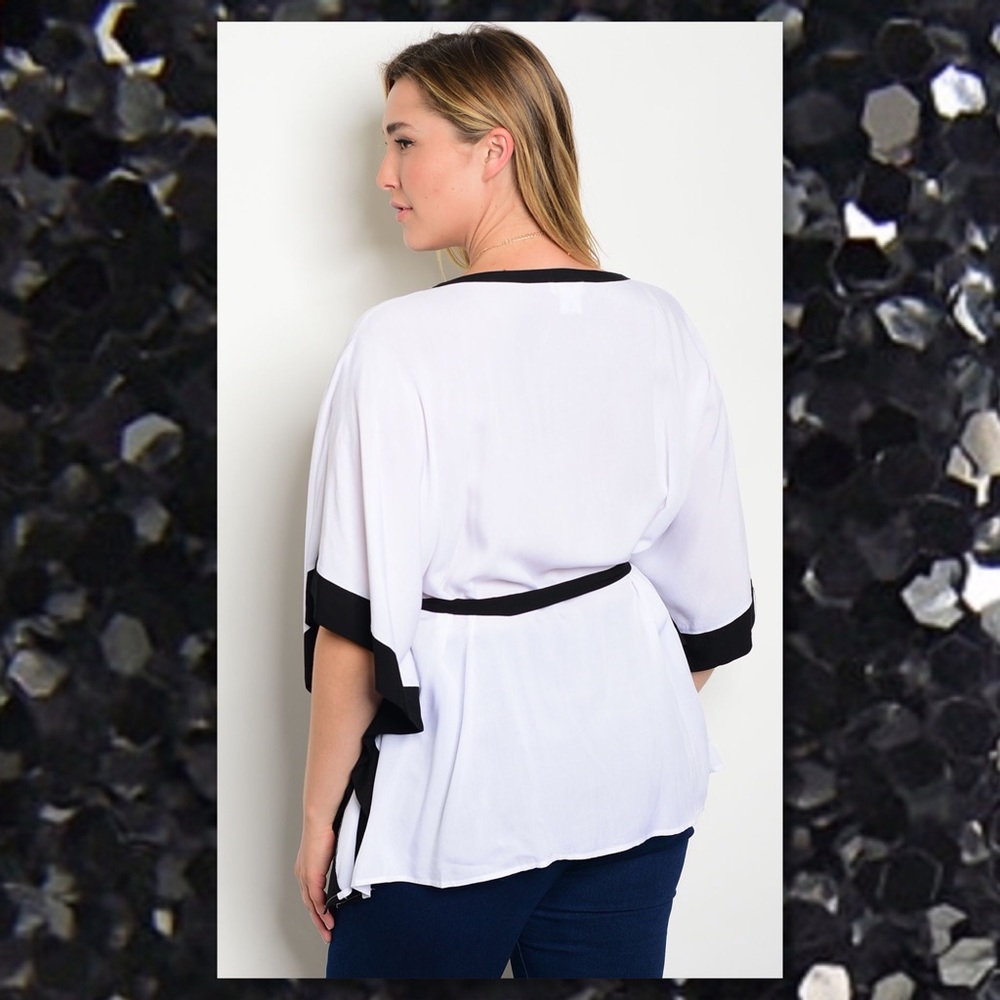 🎉HP🆕➕Plus Size Tie Waist Black Trim Tunic Top - Picture 2 of 3
