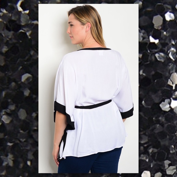 🎉HP🆕➕Plus Size Tie Waist Black Trim Tunic Top - Picture 2 of 3