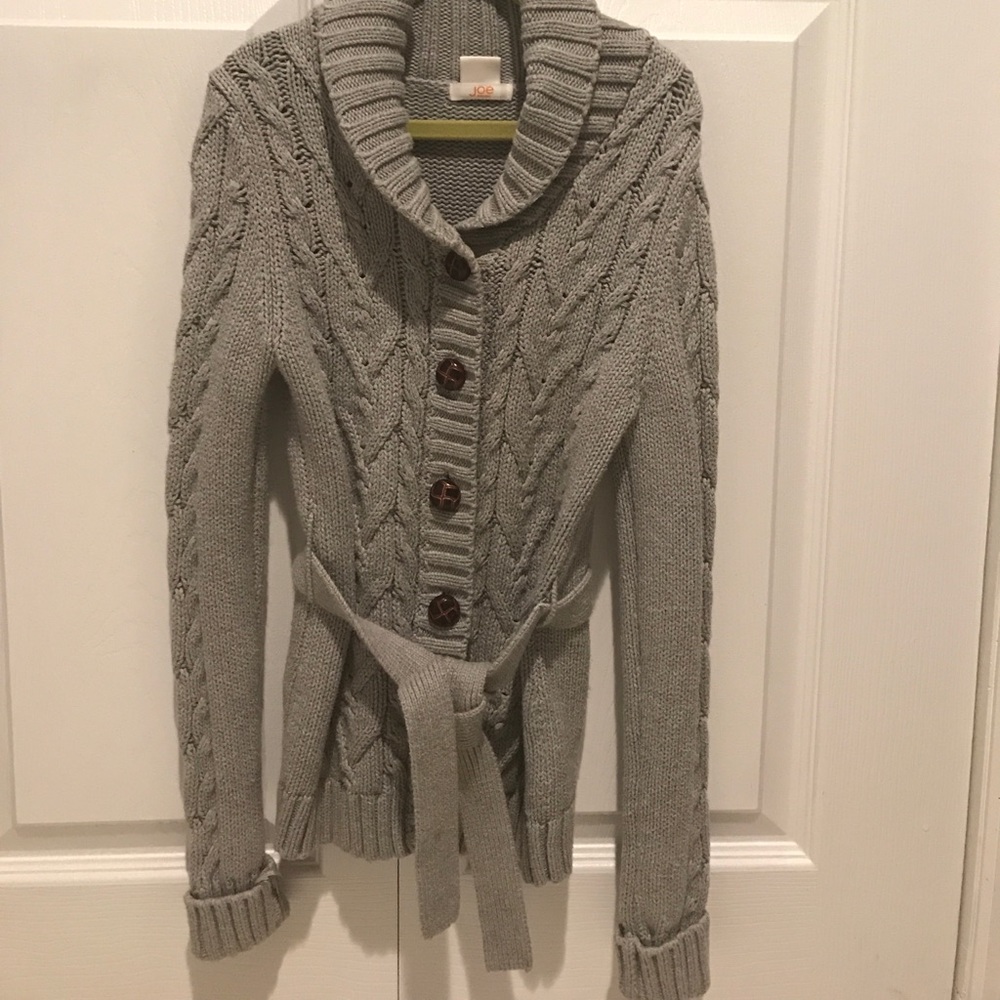 Gray sweater