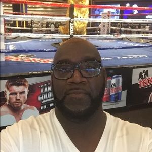 Meet your Posher, Louis