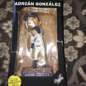 Adrian Gonzalez selfie bobble head