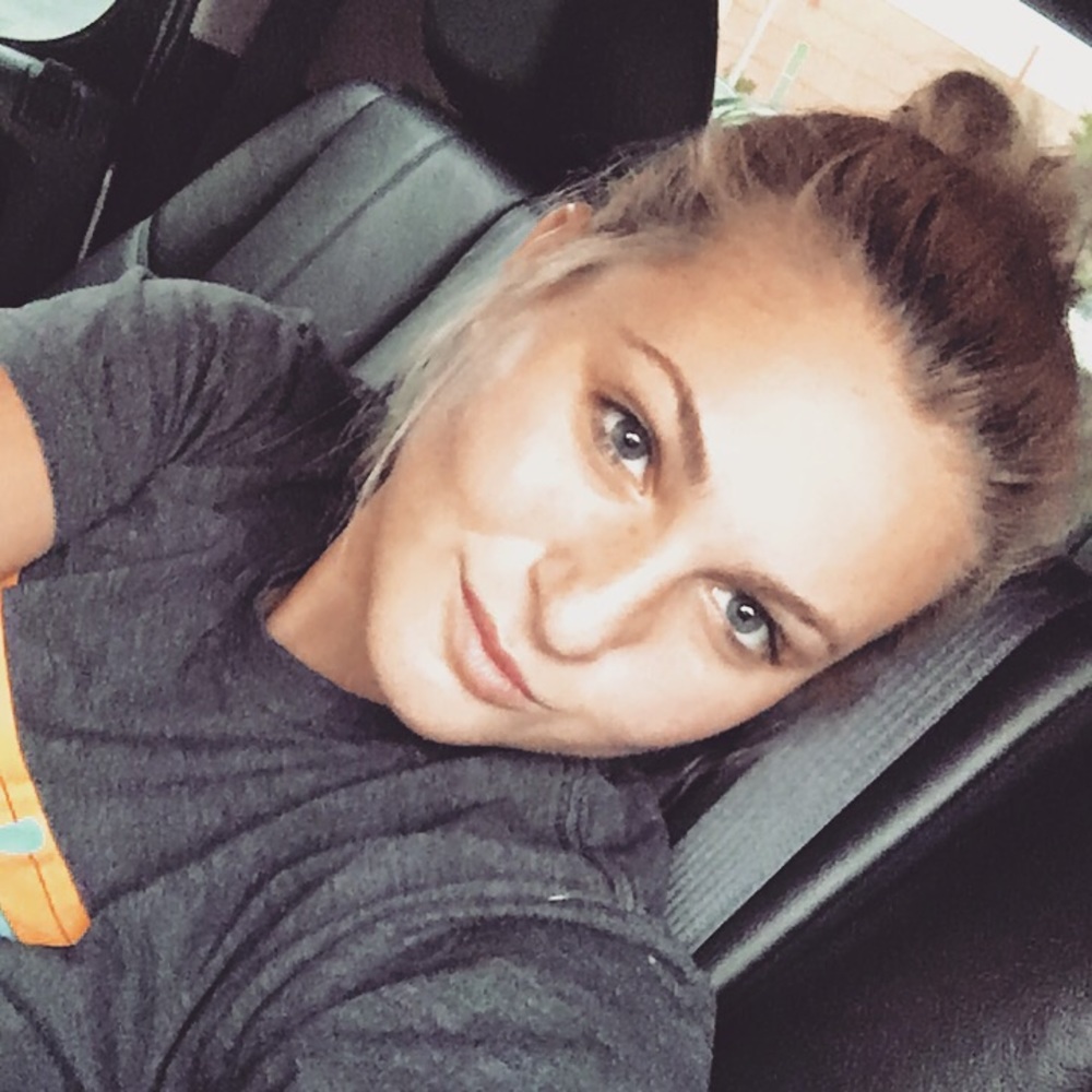 Meet your Posher, Karlie
