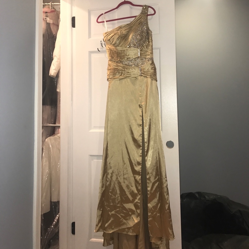 Terani Couture
