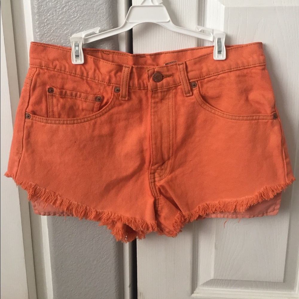 Urban Outfitters Urban Renewal Levi's shorts