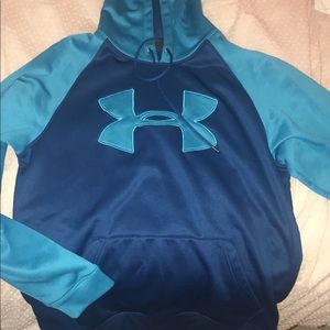 Under Armour Sweatshirt