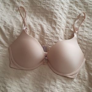 Victoria's Secret Push Up Bra Nude Beige 32D
