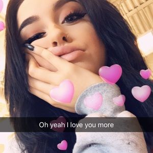 Meet your Posher, Faith