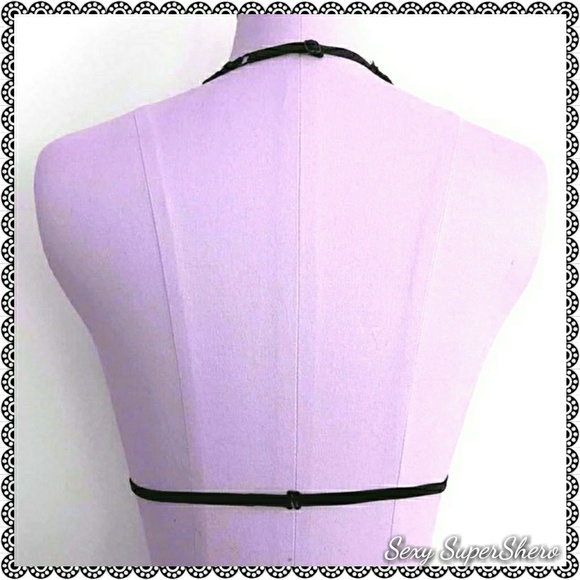 🆕 Lace Halter Bralette Crop Top- Black - Picture 3 of 6