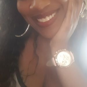 Meet your Posher, Lavita