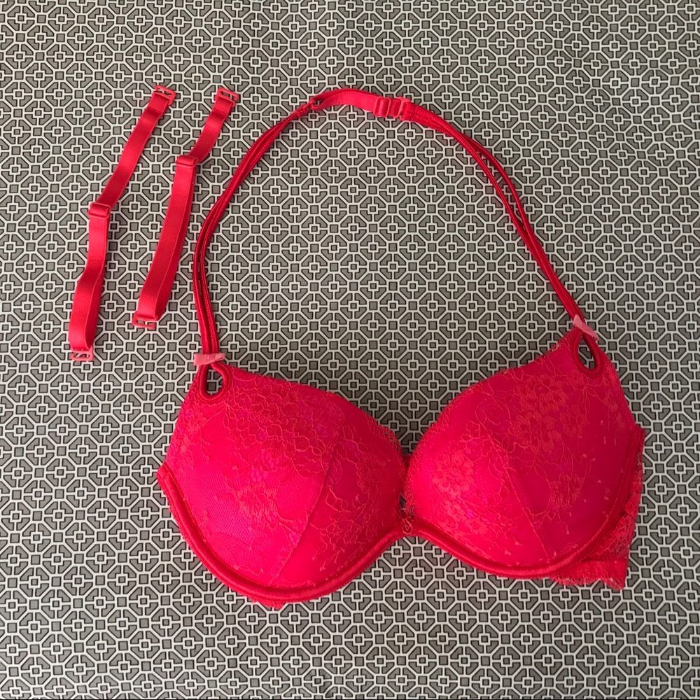 VICTORIA'S SECRET CONVERTIBLE BRA - Picture 1 of 6