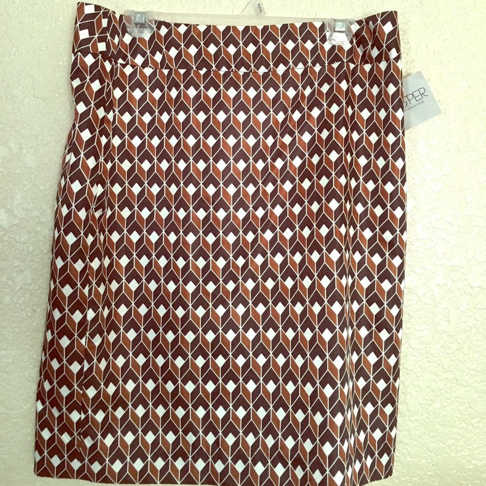 Geometric A-line skirt