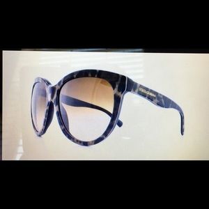 Dolce & Gabbana DG4149 Leopard color sunglasses Dolce & Gabbana DG4149 Leopard color sunglasses
