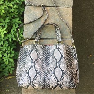 ⚡️ FREE PEOPLE snakeskin/coral bag ⚡️