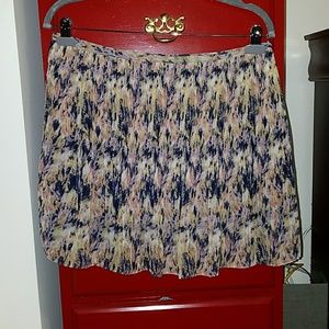 DONATED Gorgeous pleated skirt
