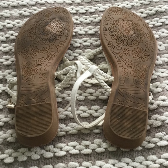 Cute Cream Braided Sandals by Fashion Focus 7 - Picture 4 of 6