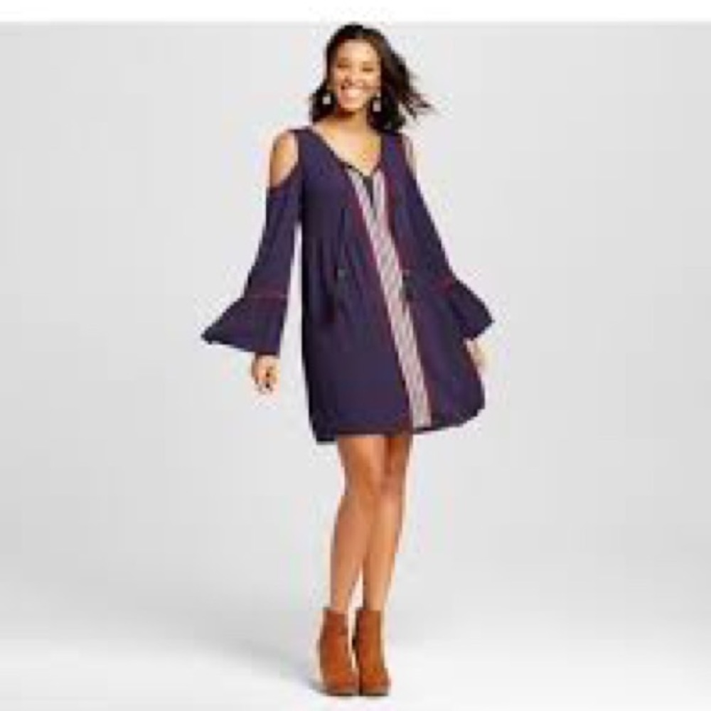 NWT Xhilaration women's cold shoulder navy dress